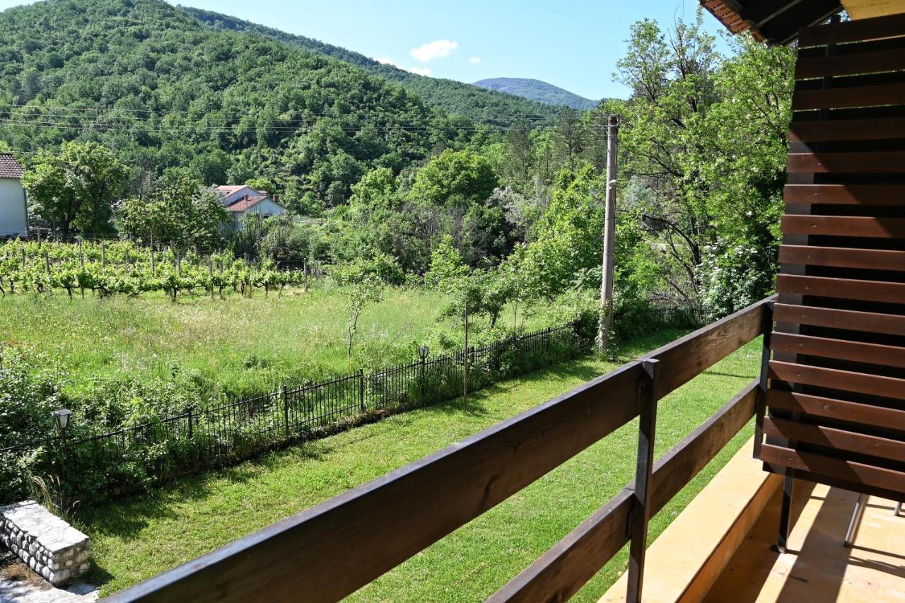 Jazina Hotel Требинье Экстерьер фото