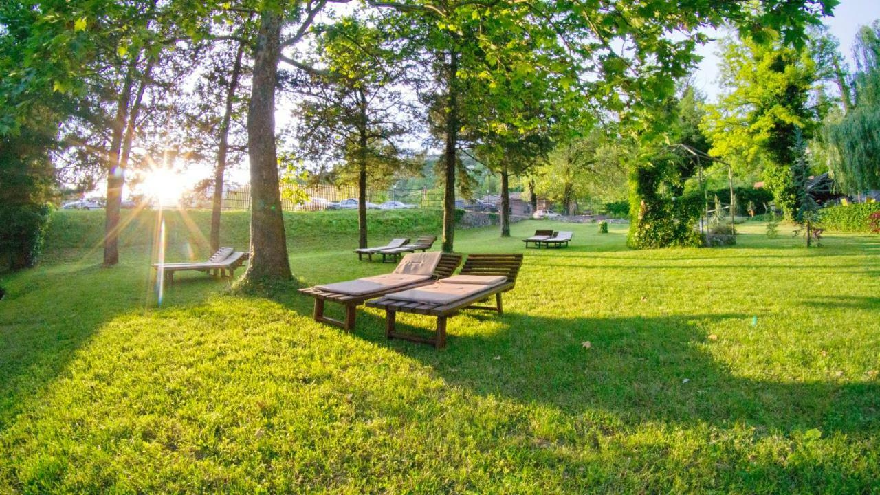 Jazina Hotel Требинье Экстерьер фото